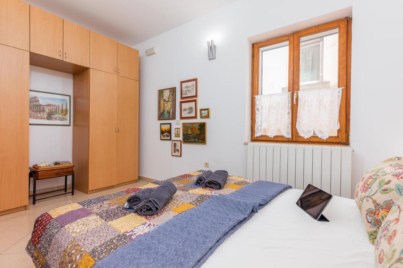 PUY Apartment-Old Town-Dundo מראה חיצוני תמונה