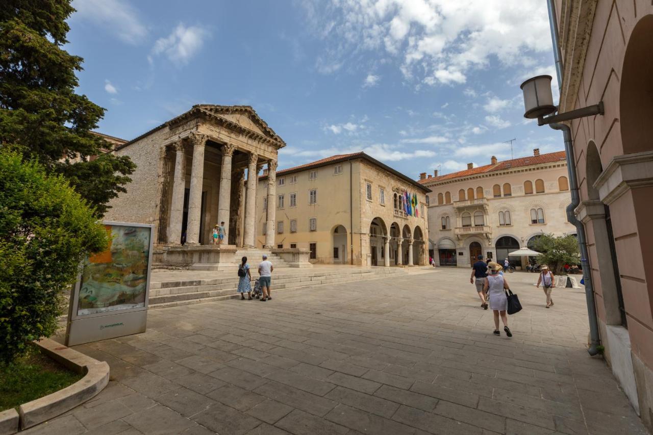 PUY Apartment-Old Town-Dundo מראה חיצוני תמונה